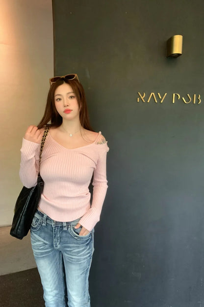 2025 Women's Suspender Pink Sweater Fake Two V-neck Pure Desire Base Knitted Sweater