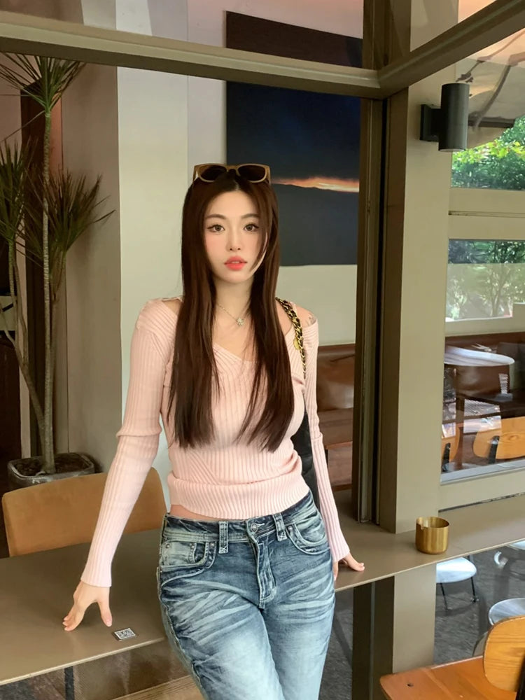 2025 Women's Suspender Pink Sweater Fake Two V-neck Pure Desire Base Knitted Sweater