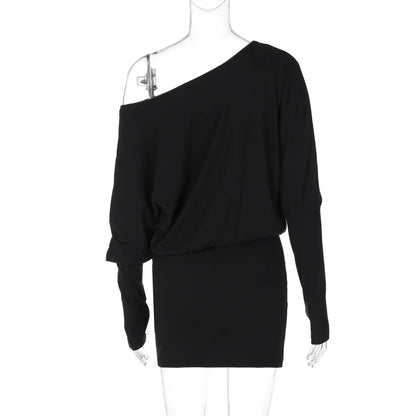 Off Shoulder Sexy Mini Dress Women Oblique Neck Long Sleeve Bodycon Dress Fall Winter Sexy Short Party Club Dresses