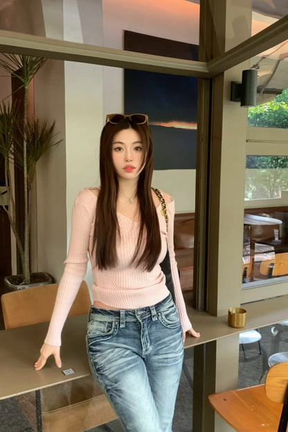 2025 Women's Suspender Pink Sweater Fake Two V-neck Pure Desire Base Knitted Sweater